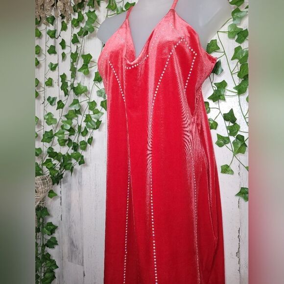 NWT Emma & Posh Velour Dress - Picture 8 of 15